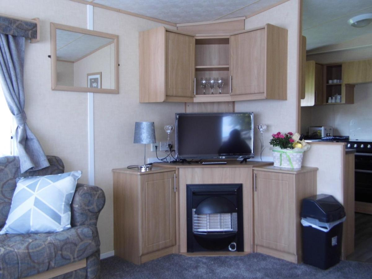 Oakdene -3 Bedroom Caravan Weeley Esterno foto